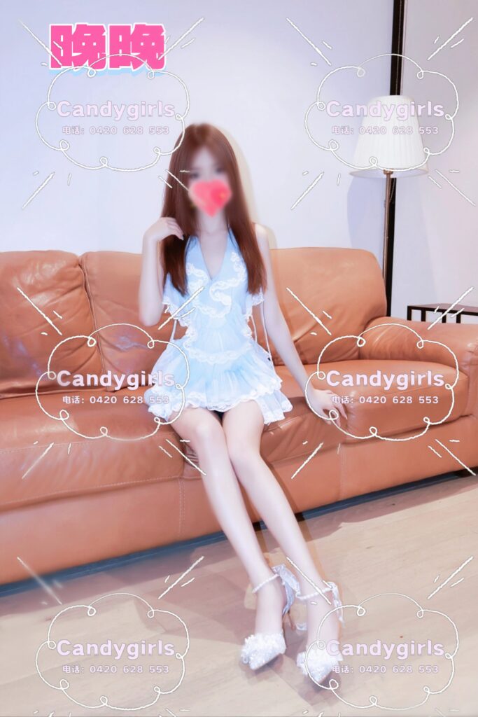 05年初次下海白嫩美少女😘晚晚💕可甜可盐巨嫩小学妹